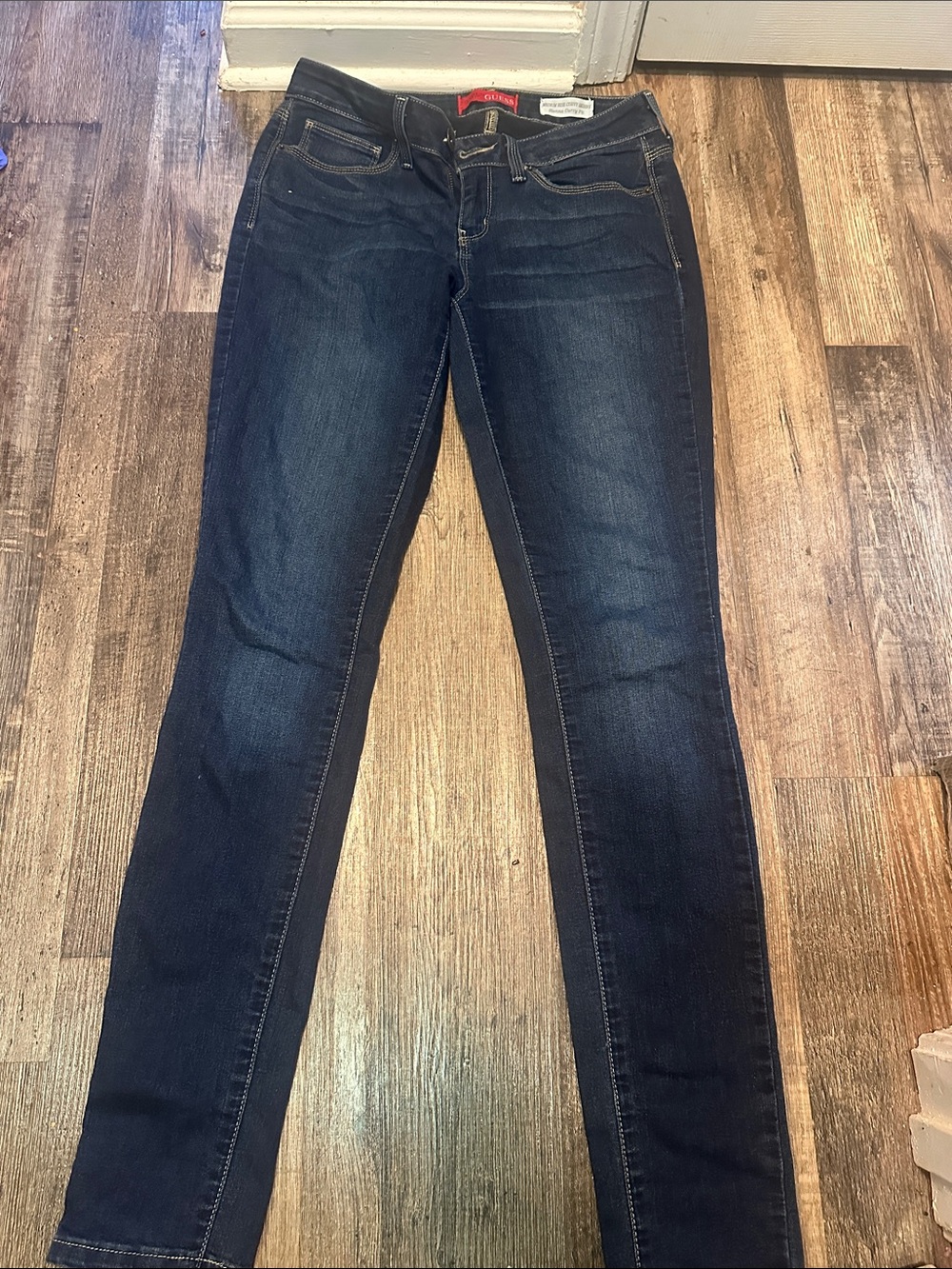 Guess Women’s Dark Indigo Skinny Jeans
